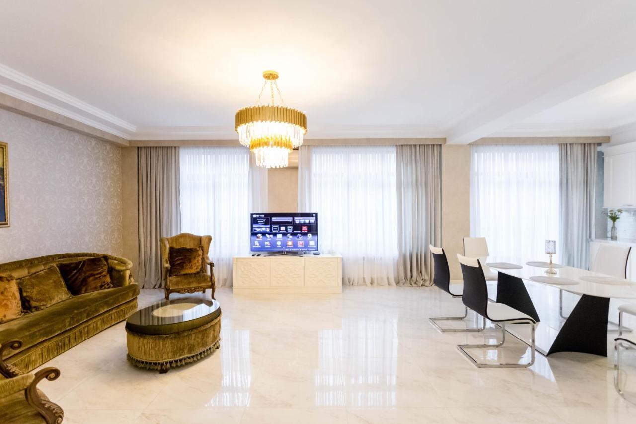 Rustaveli Residence I Tbilissi Extérieur photo