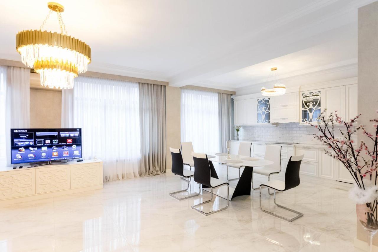 Rustaveli Residence I Tbilissi Extérieur photo
